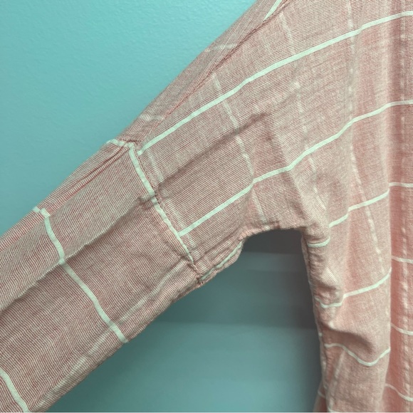 Steezyer oversized button up top with cross over - Picture 3 of 8